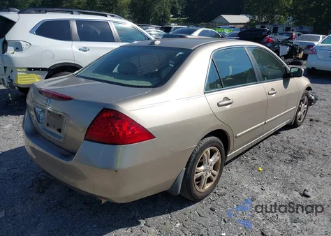 2006 Honda Accord 2.4 Ex z USA, uszkodzony, nr VIN 1HGCM56846A045068